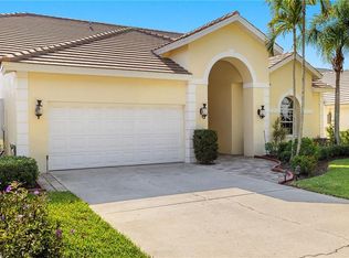 24929 Bay Cedar DR, BONITA SPRINGS, FL 34134