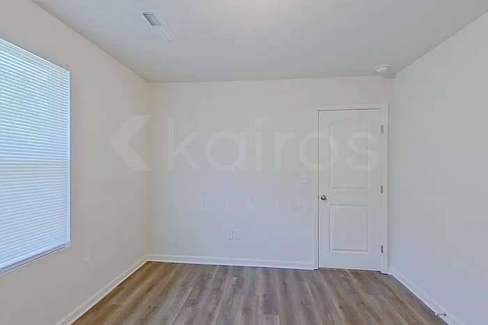 137 Shamrock Dr SW — Photo 13