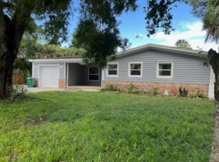4810 Lakewood Park Dr, Fort Pierce, FL 34951