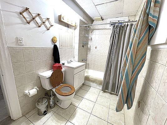 5th image of 50-22 42nd St #Bm