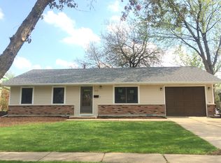 715 Ridge Cir, Streamwood, IL 60107