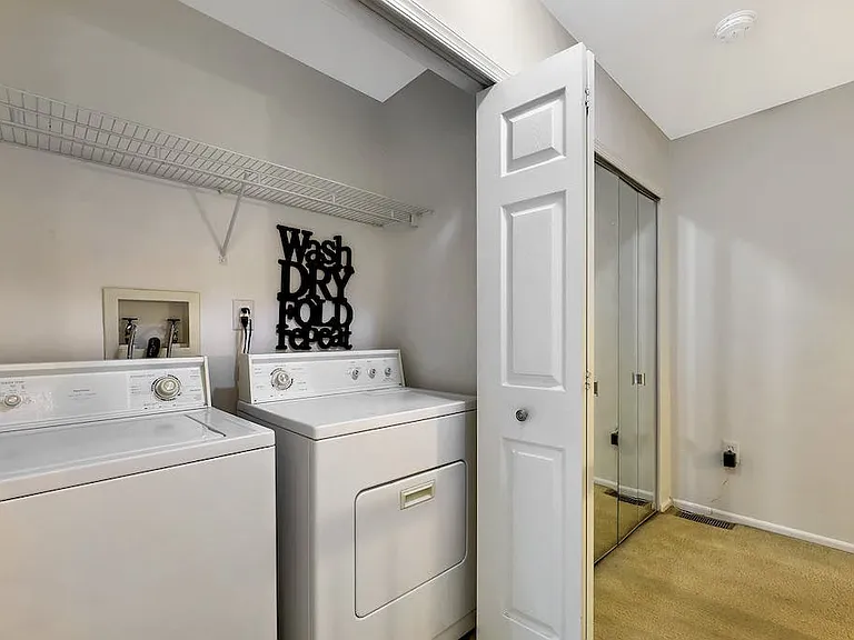 1015 Cumberland Ct — Photo 21