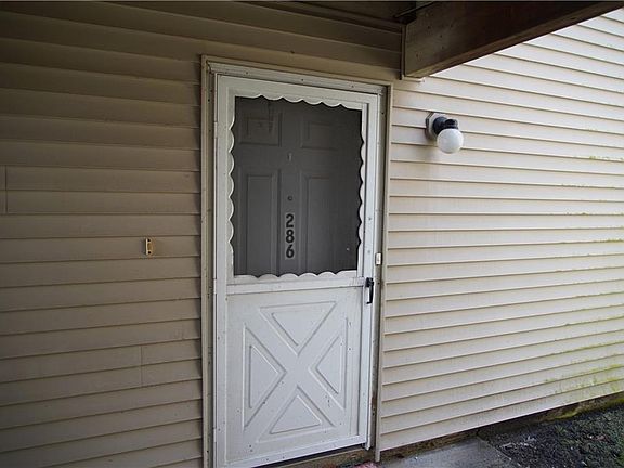 2nd image of 286 Concord Ln