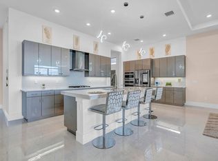 5320 Saint Armands Way #5320, Loxahatchee, FL 33470