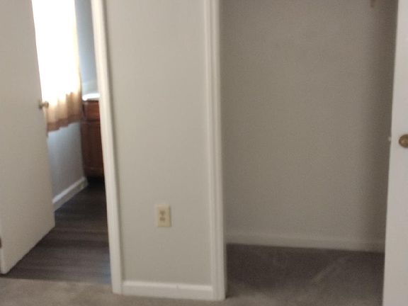 3rd image of 409 Loop Rd