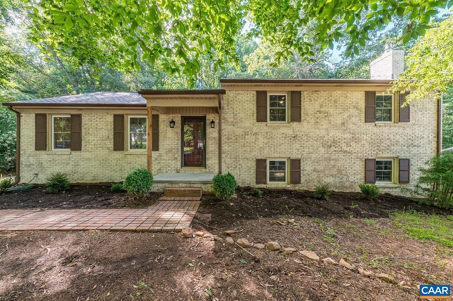 302 Burr Oak Rd photo 1