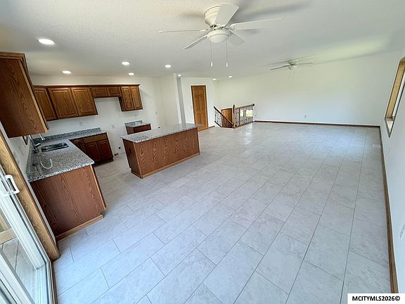 5th image of 507 Boulder Ln