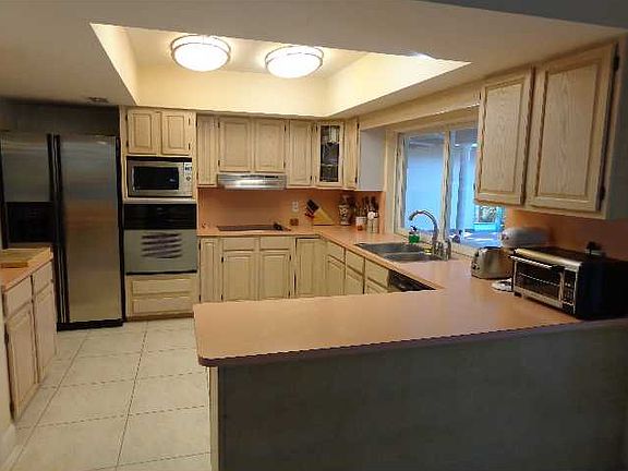 5th image of 16260 W Troon Cir