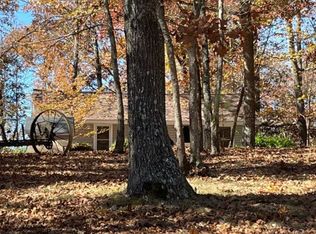 300 R G Kirby Rd, McMinnville, TN 37110