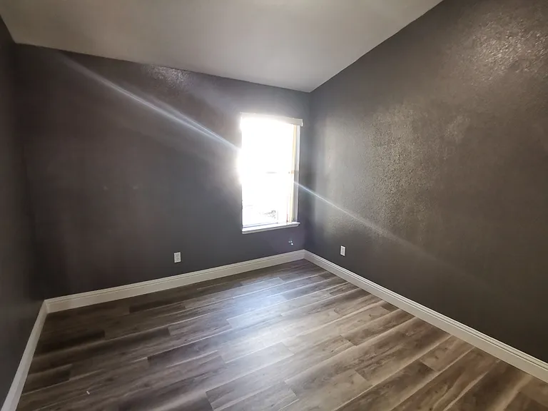 881 W Mount Diablo Ave — Photo 14