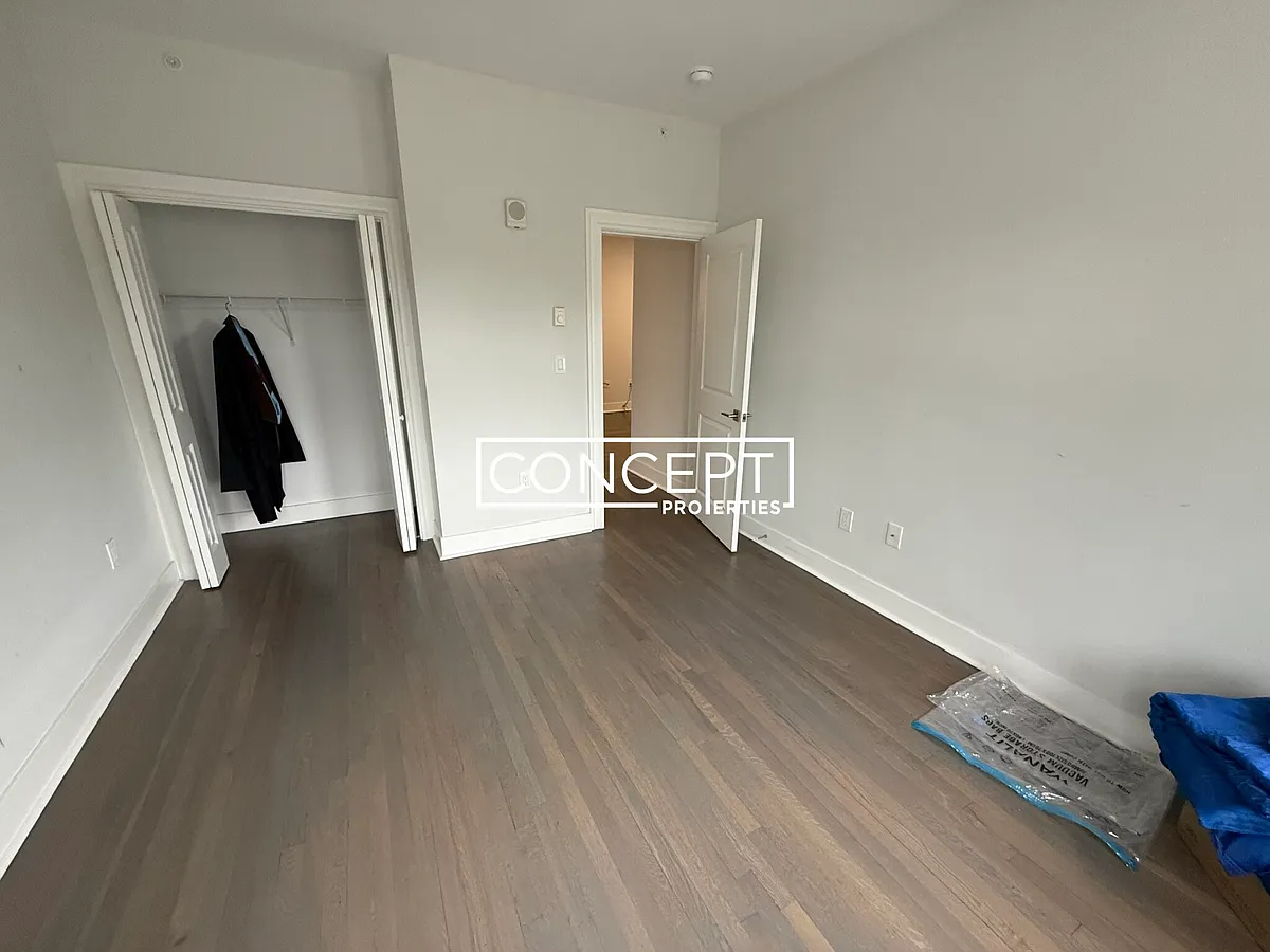 Building Photo - 81 Park Dr #15CP