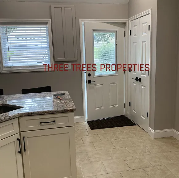 403 Glen Ave — Photo 5