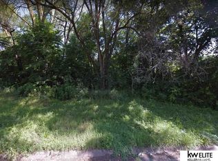 3332 Weber St, Omaha, NE 68112