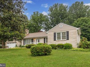 411 Merrie Ln, Fallston, MD 21047