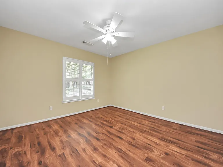 16710 Colony Terrace Dr — Photo 35
