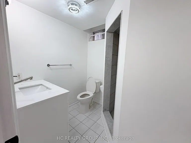167 Mathewson St #BASEMENT — Photo 8