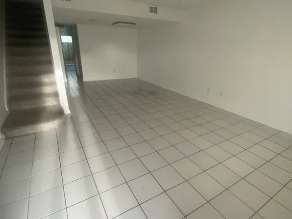 220 Ann Cir Unit 4, Destin, FL 32541