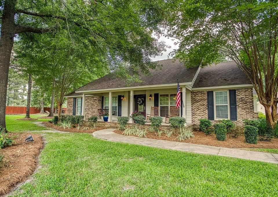 1st image of 4903 Meadowood Cir