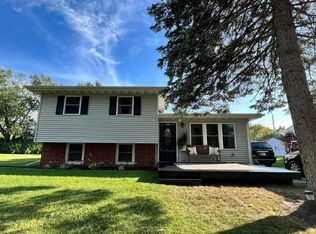 1055 W 10th Pl, Hobart, IN 46342