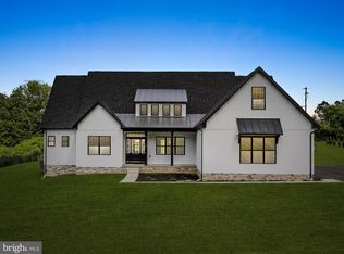 139 Elegant Dr, Martinsburg, WV 25403