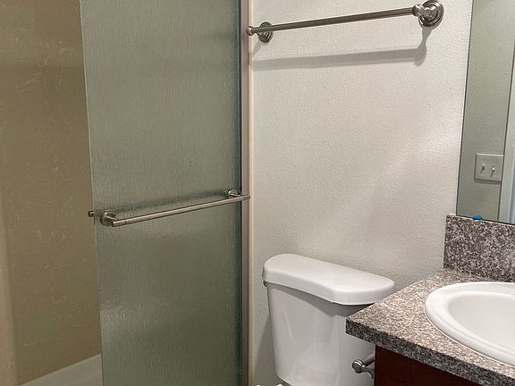 5th image of 1321 N Las Palmas Ave #215