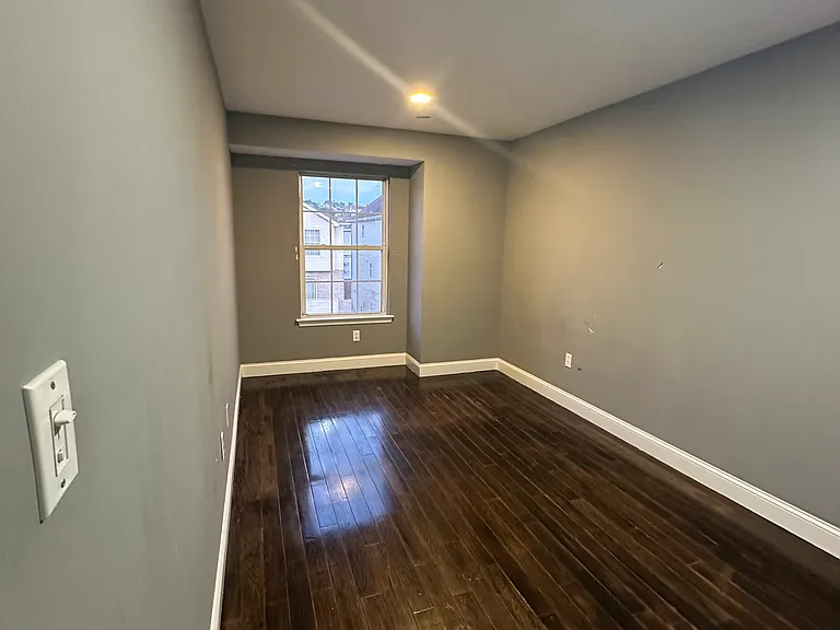 7311 Dane Ct — Photo 12