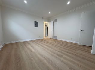 11626 Gorham Ave #9, Los Angeles, CA 90049