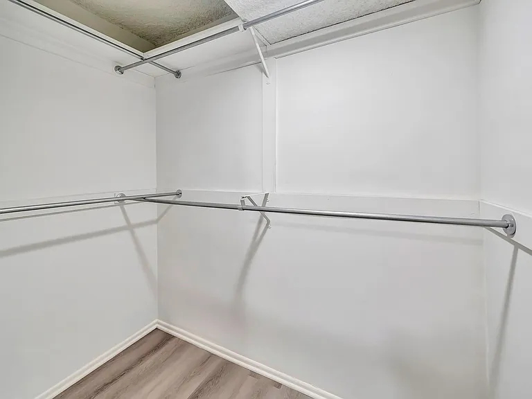 10634 Holman Ave #3-2 — Photo 36