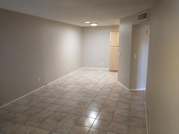 5th image of 8625 E Belleview Pl Unit 1006