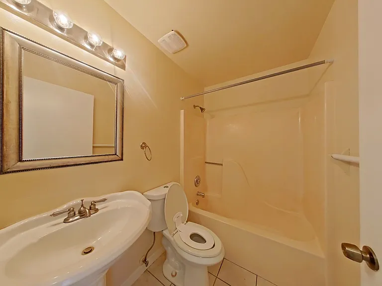 127 Titan Dr — Photo 7