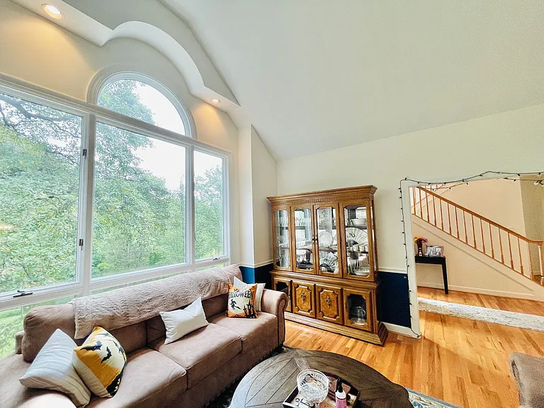 1474 Freeman Dr — Photo 23