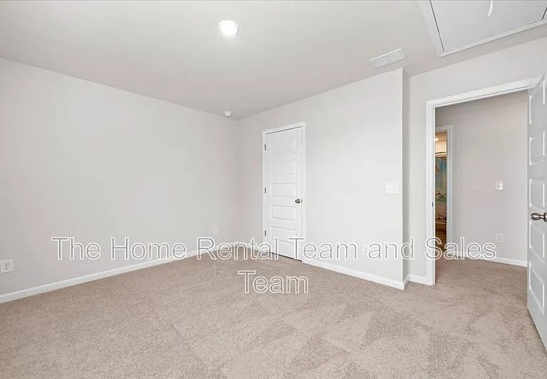 142 Bottlebrush Dr — Photo 36