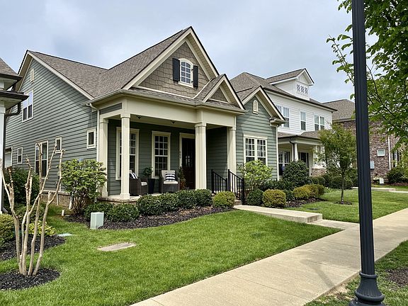 5th image of 609 Cobert Ln