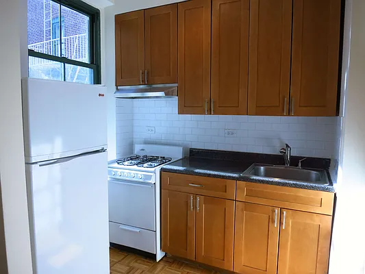 Rented by City & Suburban | media 32