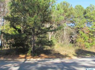 2902 Wood Hollow Trl SE, Decatur, AL 35603
