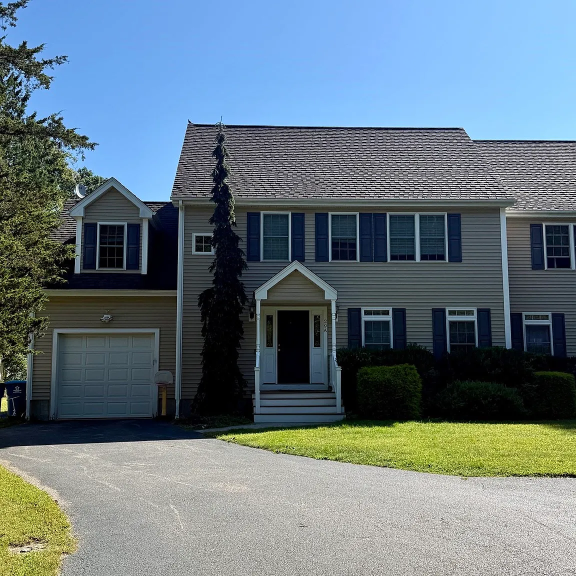 3 bed, 1.5 bath, 1926 sqft, $2,750 — Photo 1