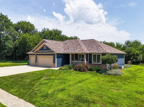 900 N S Ct, Indianola, IA 50125