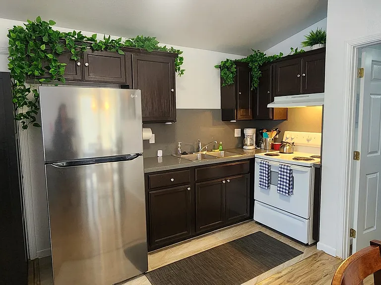 4190 Hillside Ct — Photo 7
