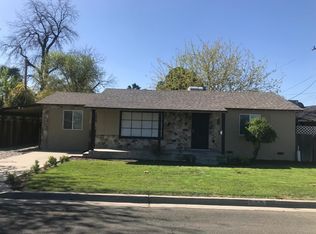 605 E Bass St, Hanford, CA 93230