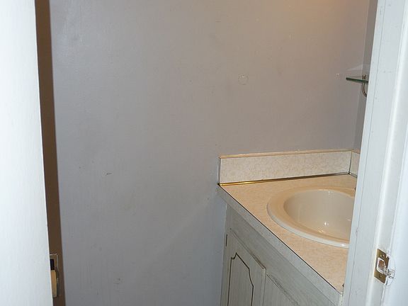 5th image of 2679 Kingstowne Dr #9