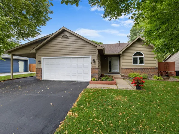 3901 Danbury Trl, Eagan, MN 55123