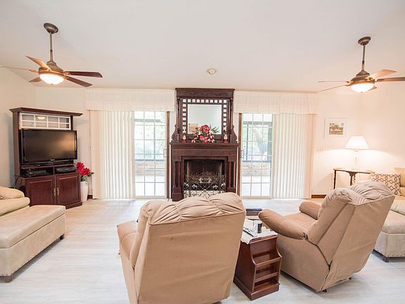 5th image of 99 Carriage Creek Way
