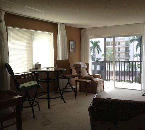 5th image of 2170 Gulf Shore Blvd N #41
