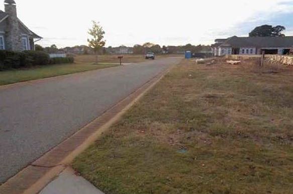 2nd image of 107 Sasanqua Dr