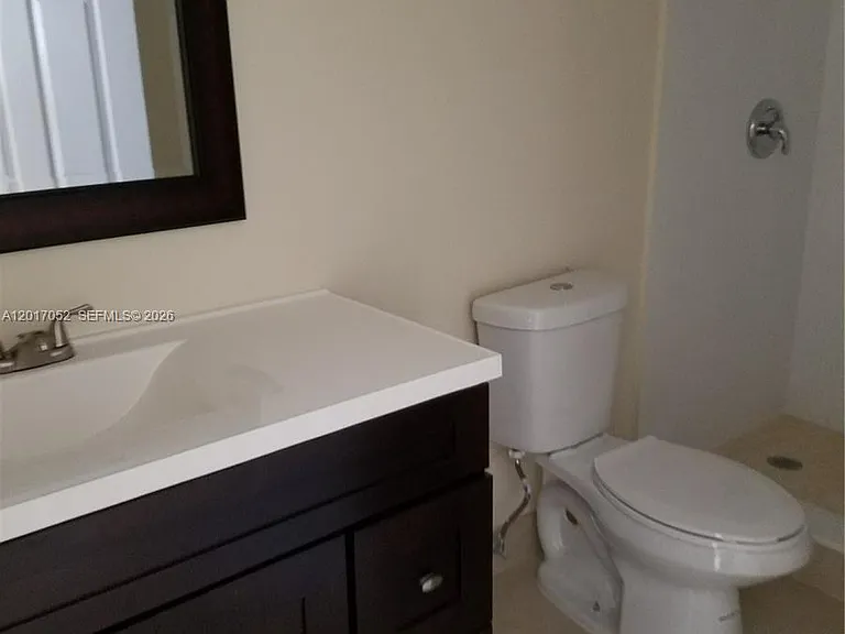 8290 Lake Dr #316 — Photo 6