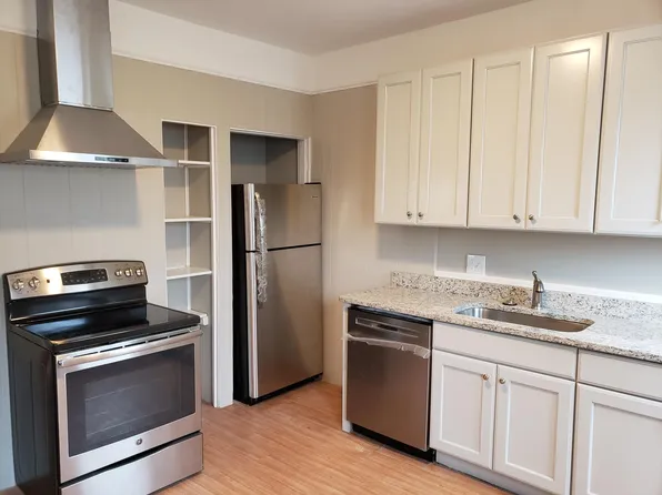 13 Cherry St #1, Salem, MA 01970