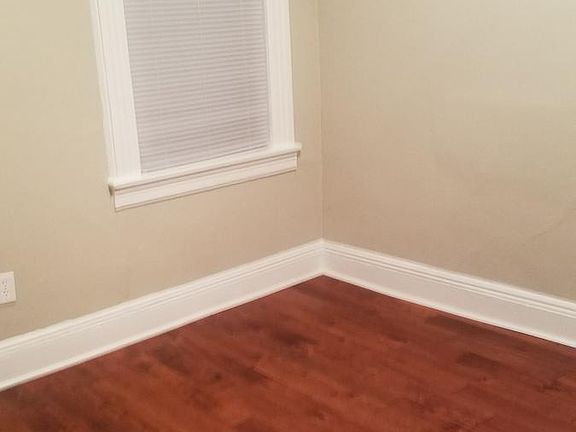 2nd image of 25 Baldwin Ave #2