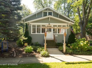 121 E Slade St, Palatine, IL 60067