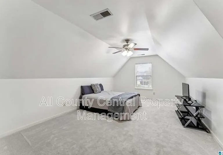 1001 Aronimink Dr — Photo 12