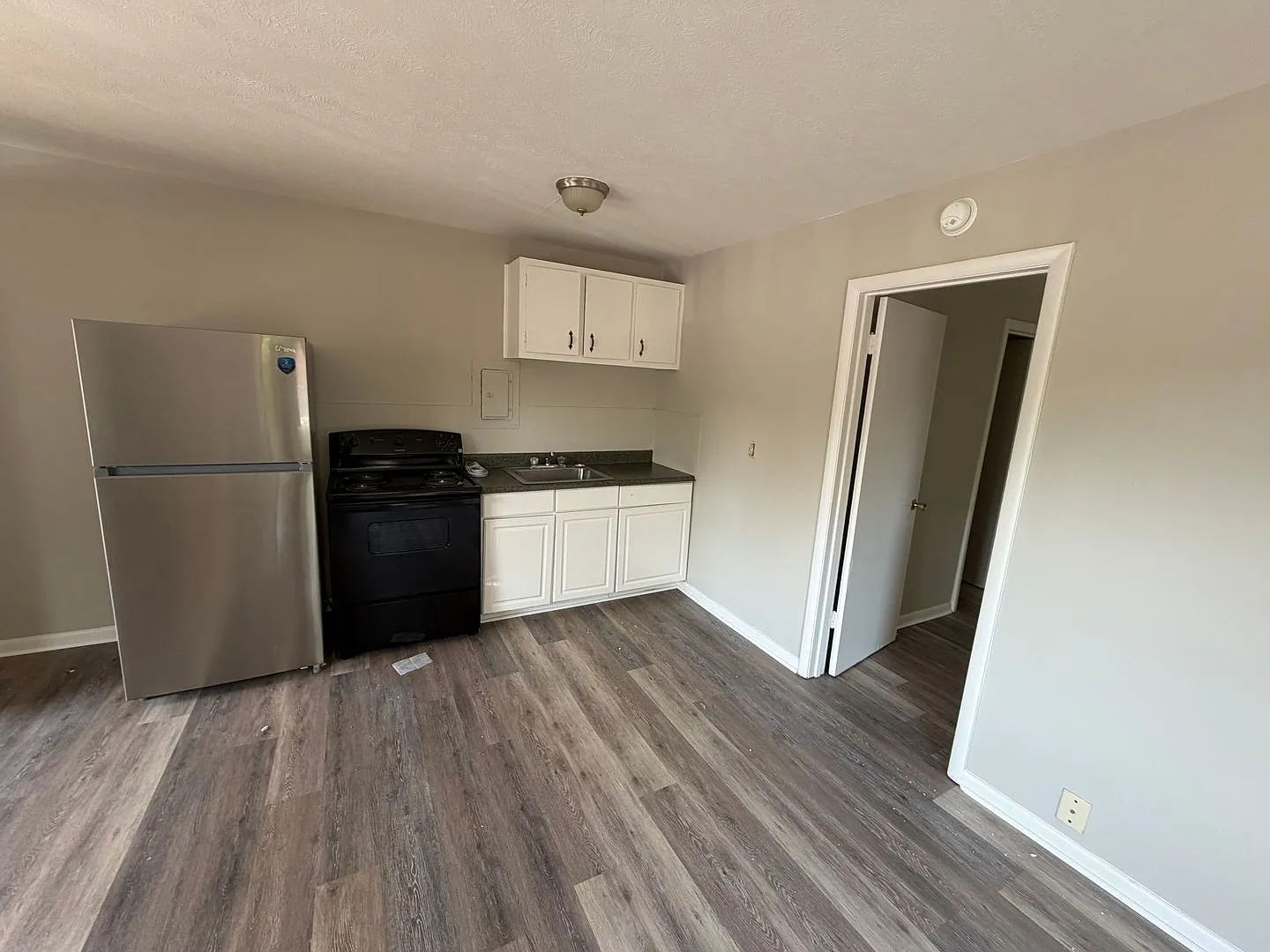 Campus Edge Apartments — Photo 1